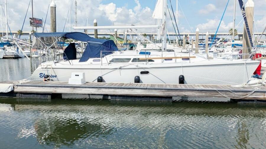 2003 Catalina 350