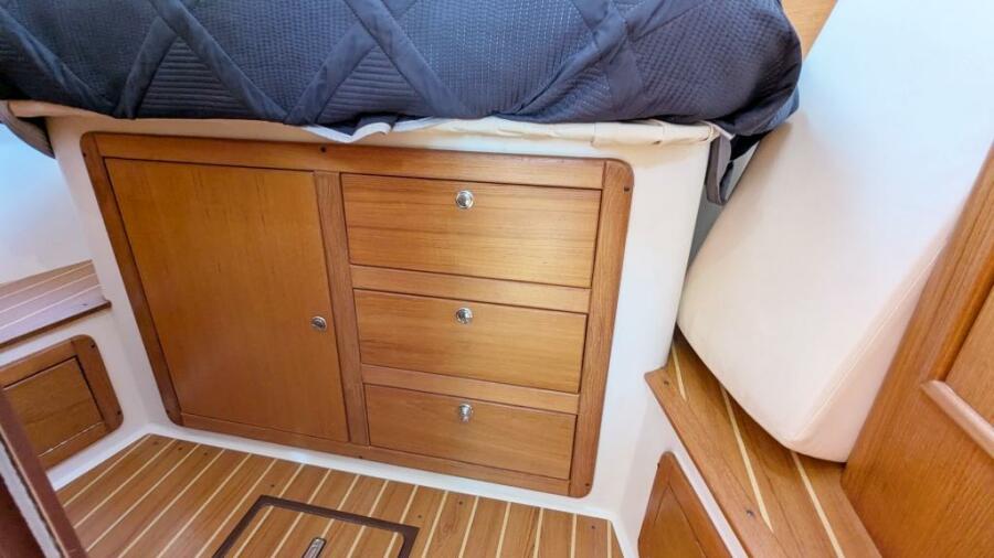 2003 Catalina 350