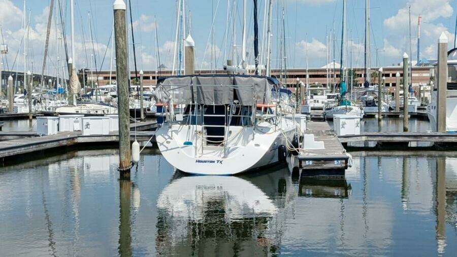 Elusive  35ft Catalina Yacht For Sale