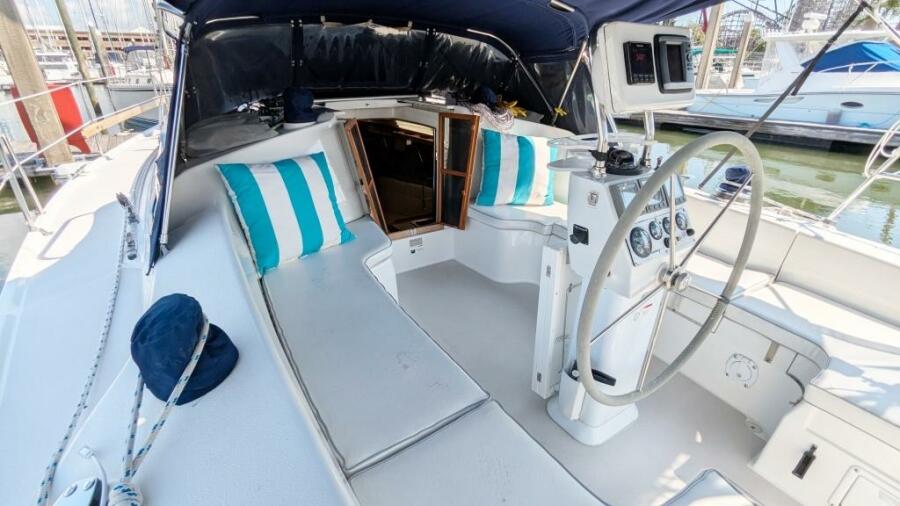 2003 Catalina 350