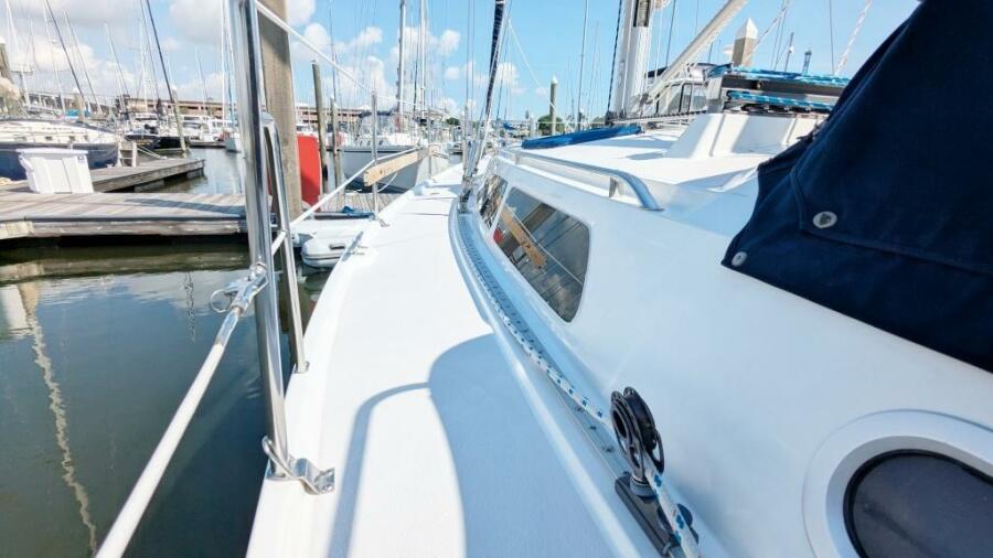 2003 Catalina 350