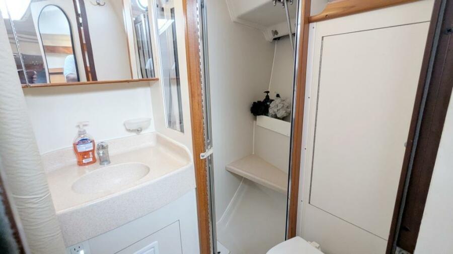 2003 Catalina 350