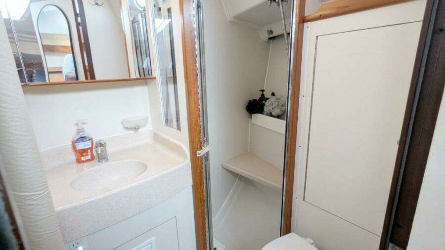 Elusive  35ft Catalina Yacht For Sale