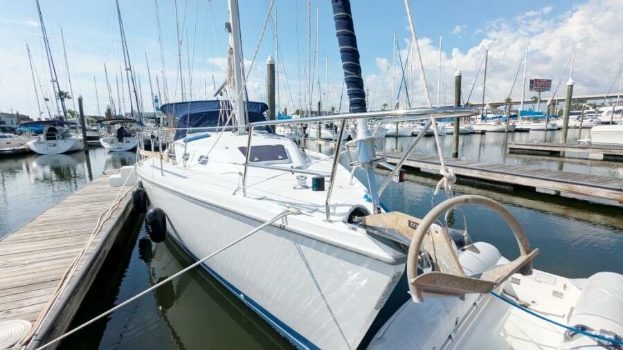 2003 Catalina 350