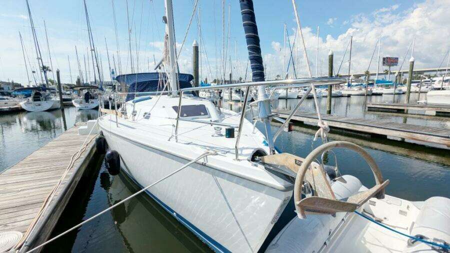 Elusive  35ft Catalina Yacht For Sale