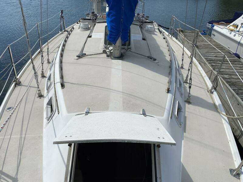 Rhapsody 34ft Catalina Yacht For Sale