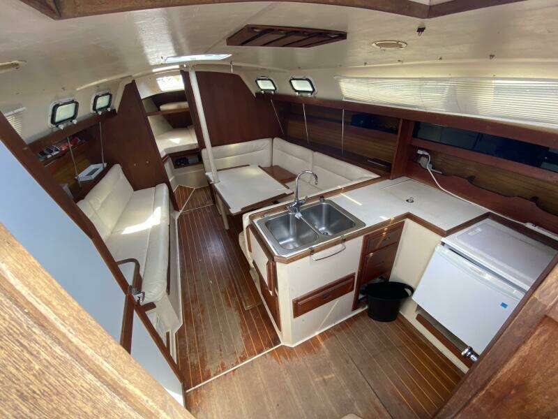 Rhapsody 34ft Catalina Yacht For Sale