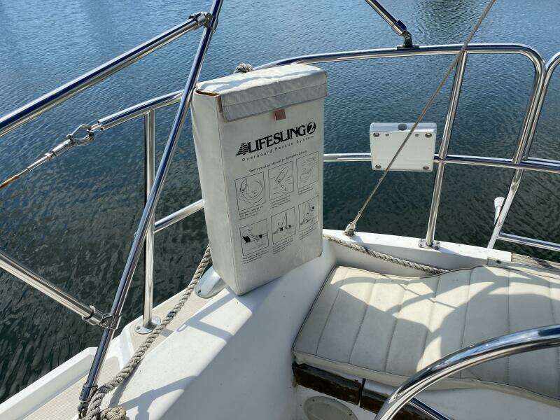 Rhapsody 34ft Catalina Yacht For Sale