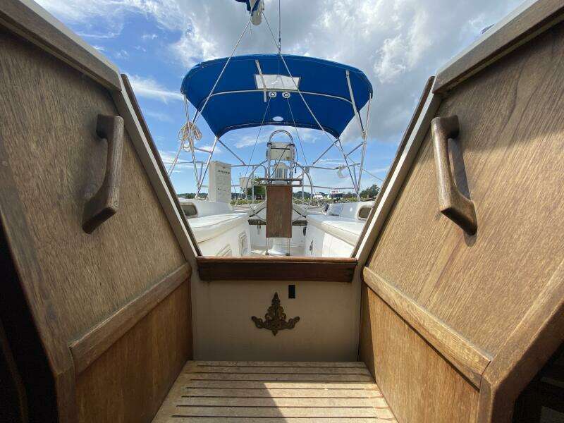 Rhapsody 34ft Catalina Yacht For Sale