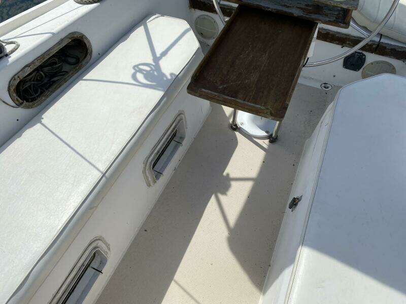 Rhapsody 34ft Catalina Yacht For Sale