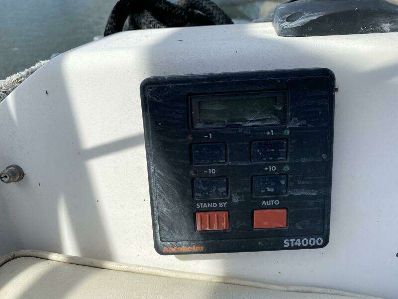 Rhapsody 34ft Catalina Yacht For Sale