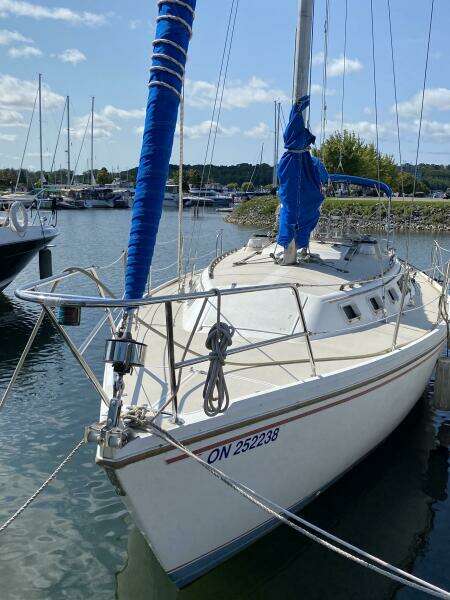 Rhapsody 34ft Catalina Yacht For Sale