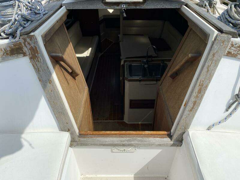 Rhapsody 34ft Catalina Yacht For Sale