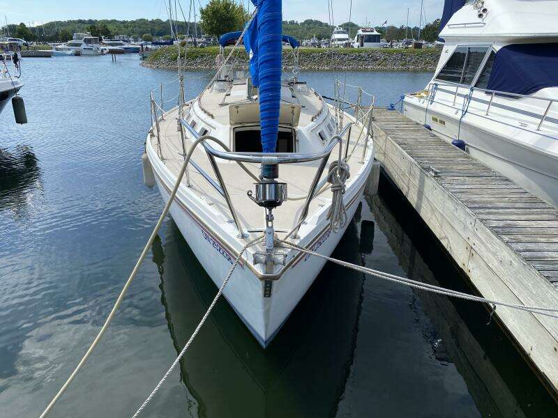 Rhapsody 34ft Catalina Yacht For Sale