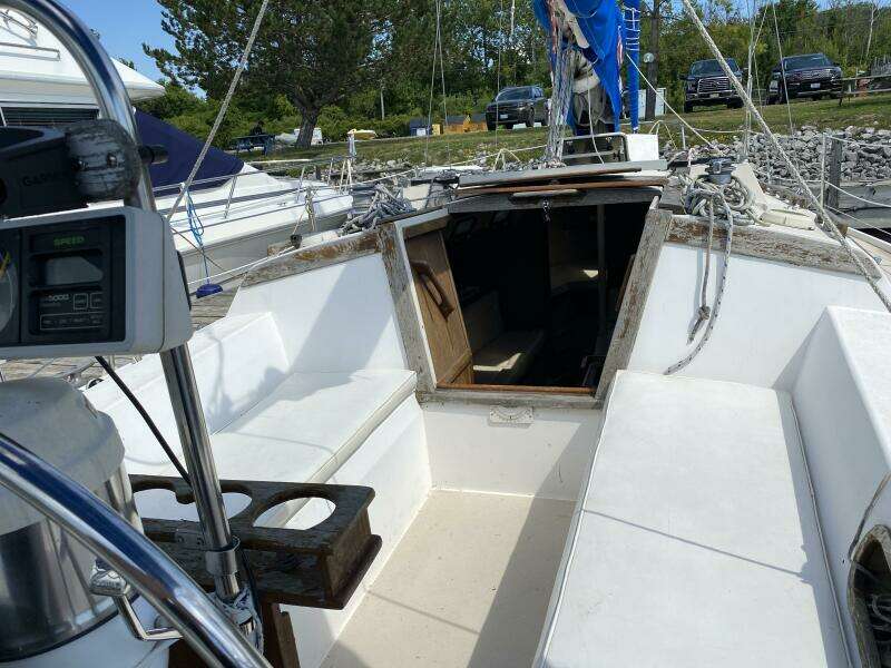 Rhapsody 34ft Catalina Yacht For Sale