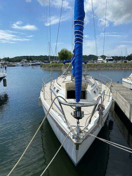 Rhapsody 34ft Catalina Yacht For Sale