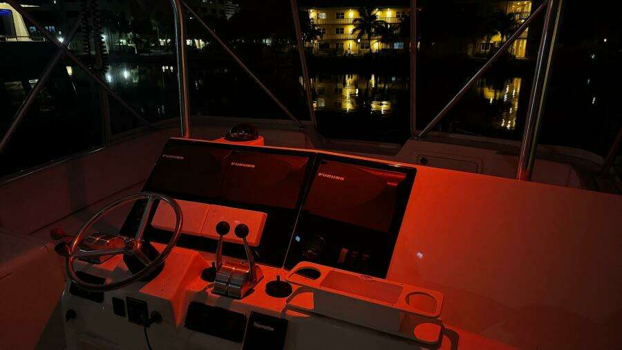 HAMMERTIME 48ft Cavileer Yacht For Sale