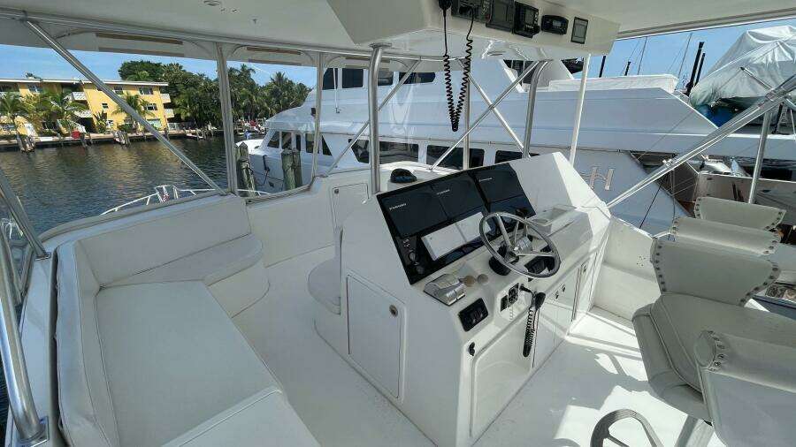 HAMMERTIME 48ft Cavileer Yacht For Sale