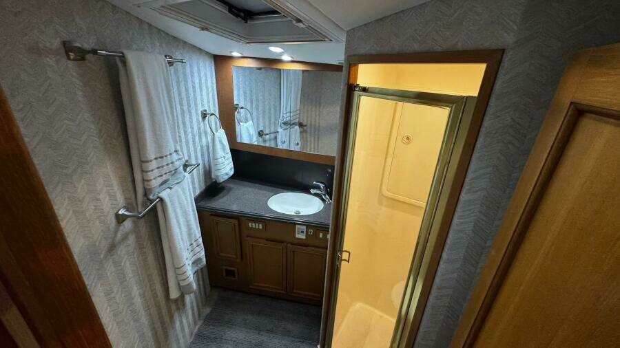 HAMMERTIME 48ft Cavileer Yacht For Sale