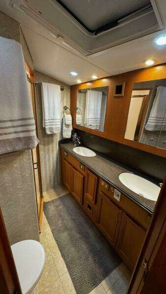 HAMMERTIME 48ft Cavileer Yacht For Sale