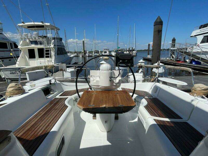 36ft Beneteau Yacht For Sale