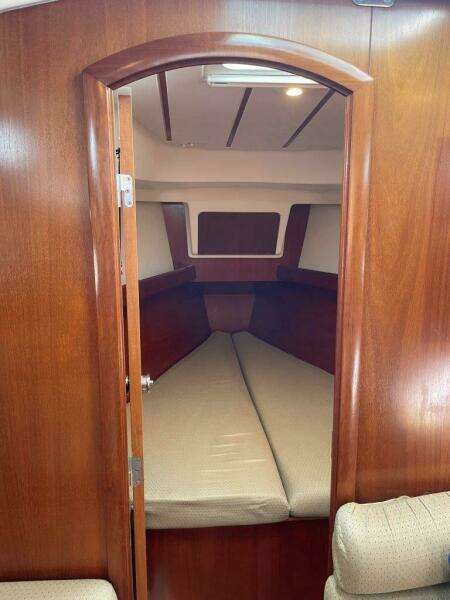 36ft Beneteau Yacht For Sale