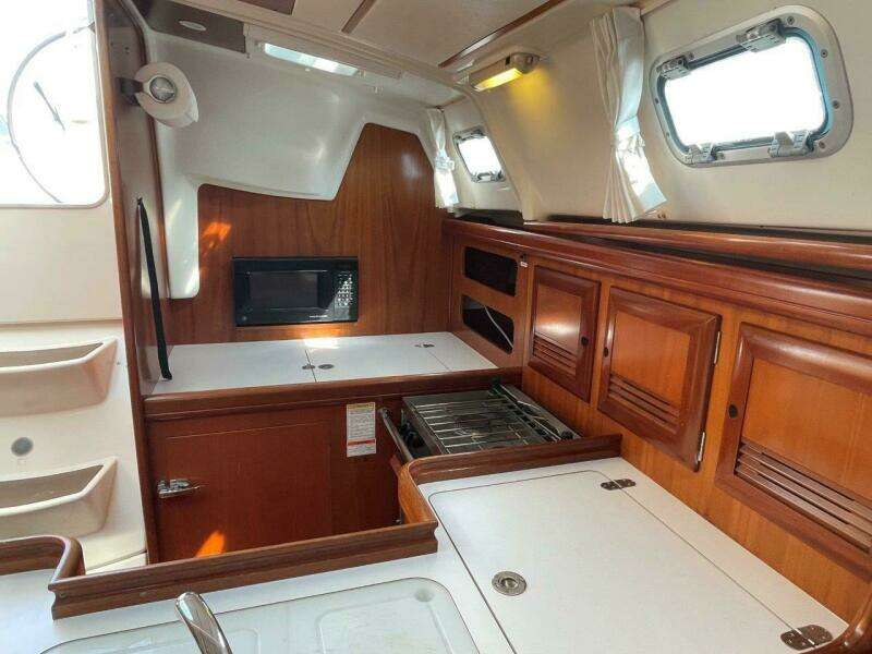 36ft Beneteau Yacht For Sale