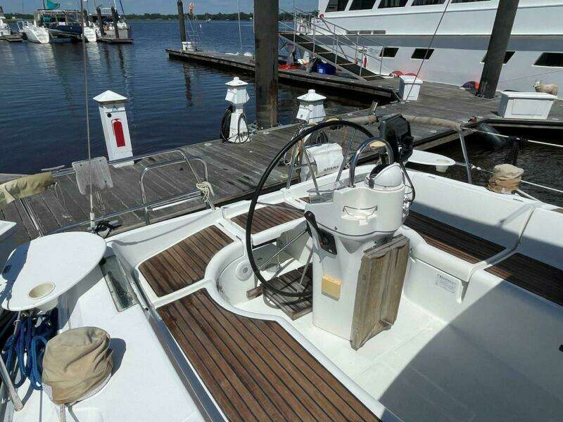 36ft Beneteau Yacht For Sale