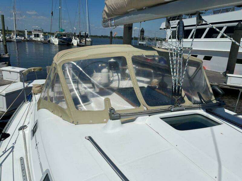 36ft Beneteau Yacht For Sale