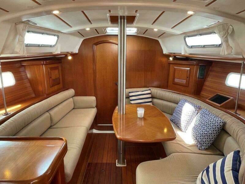 36ft Beneteau Yacht For Sale