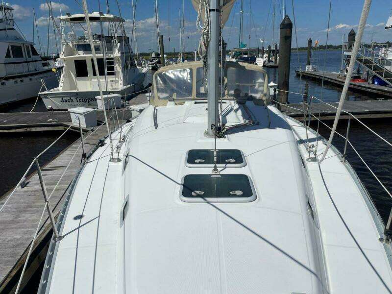 36ft Beneteau Yacht For Sale