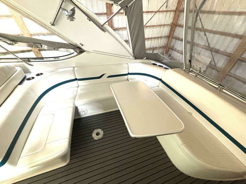Adventure Capital 40ft Formula Yacht For Sale