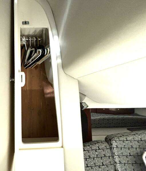 Adventure Capital 40ft Formula Yacht For Sale