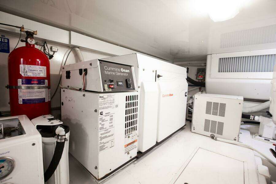 Viking 54 No Worries II - Engine Room
