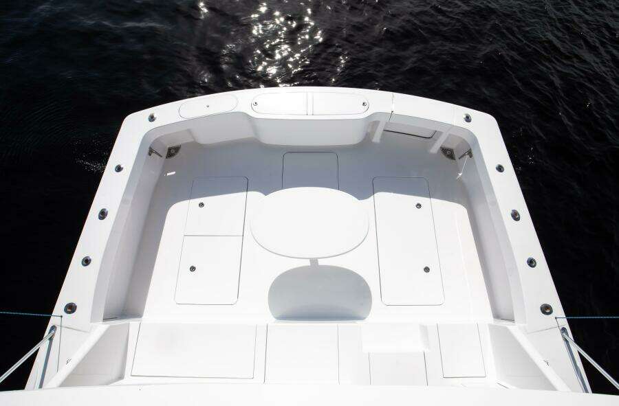 Viking 54 No Worries II - Cockpit