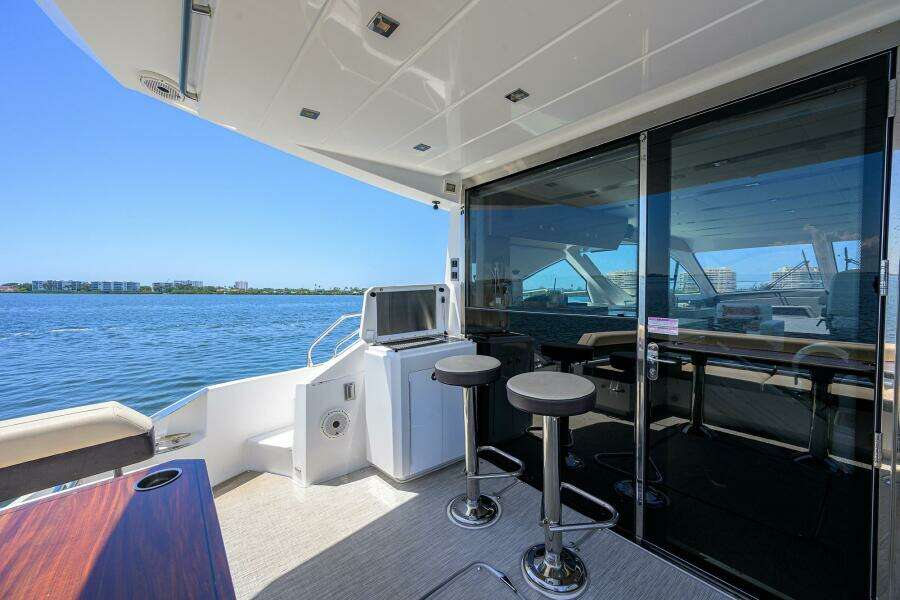 UNORTHODOCS 60ft Cruisers Yacht For Sale