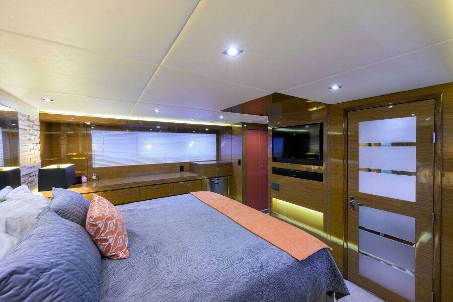 UNORTHODOCS 60ft Cruisers Yacht For Sale