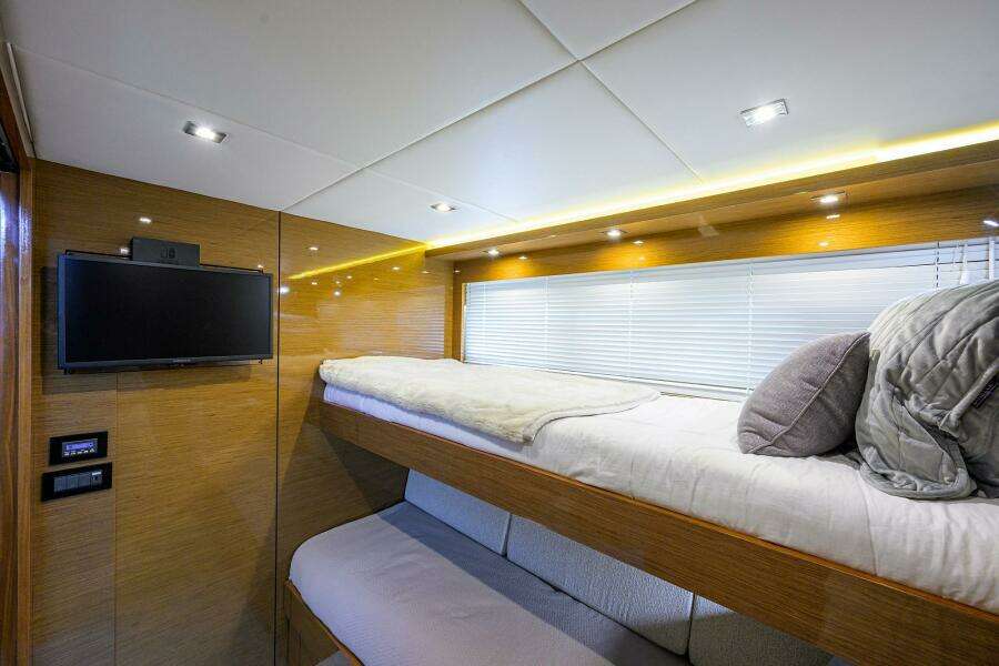 UNORTHODOCS 60ft Cruisers Yacht For Sale