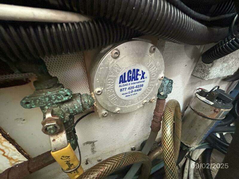 40' Legacy Algae-X fuel conditioner