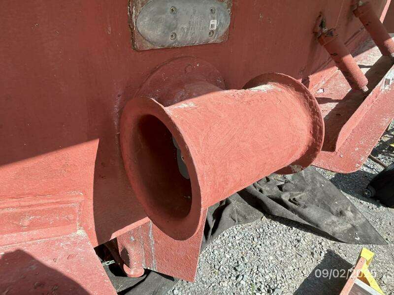 40' Legacy stern thruster