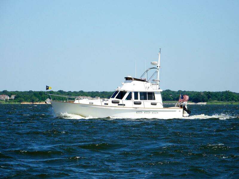 40' Legacy underway1