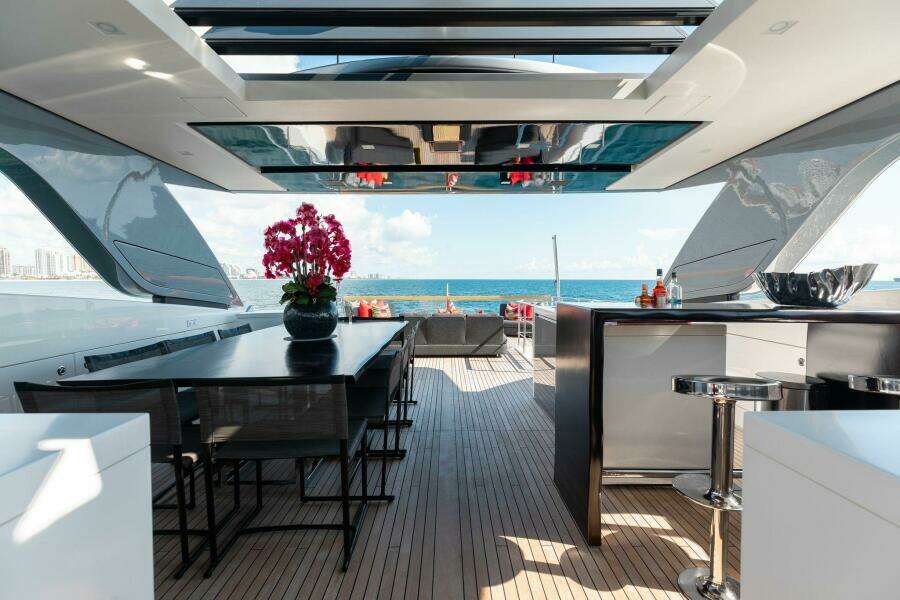 Fifty Shades 106ft Sanlorenzo Yacht For Sale