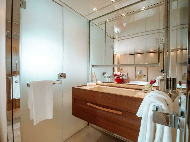Fifty Shades 106ft Sanlorenzo Yacht For Sale