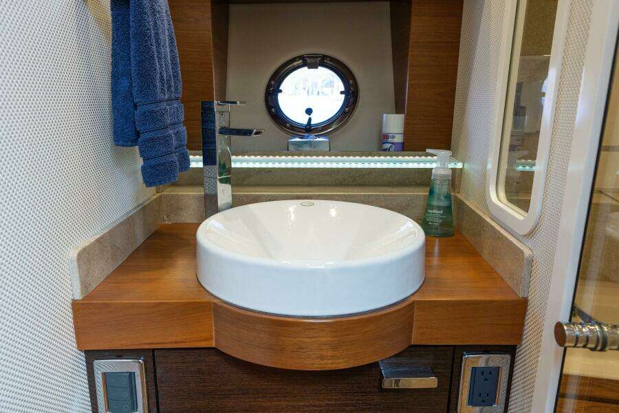PYRITE 44ft Tiara Yachts Yacht For Sale