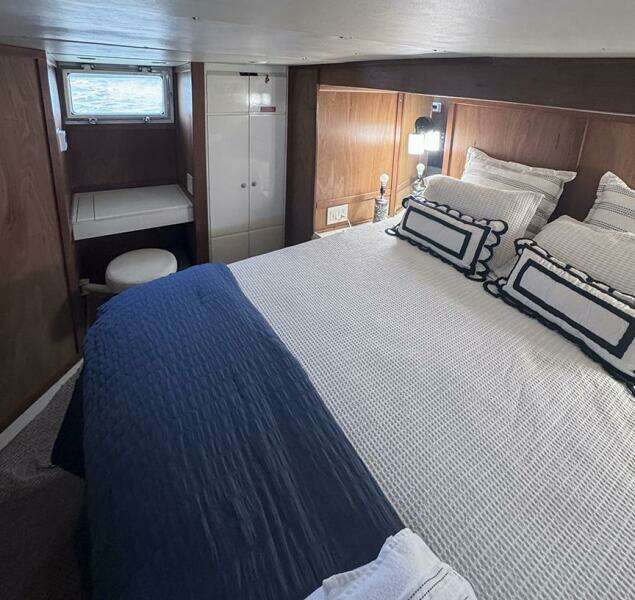 63ft Burger Yacht For Sale