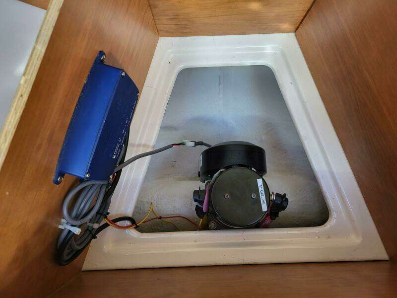 28ft Cutwater Yacht For Sale