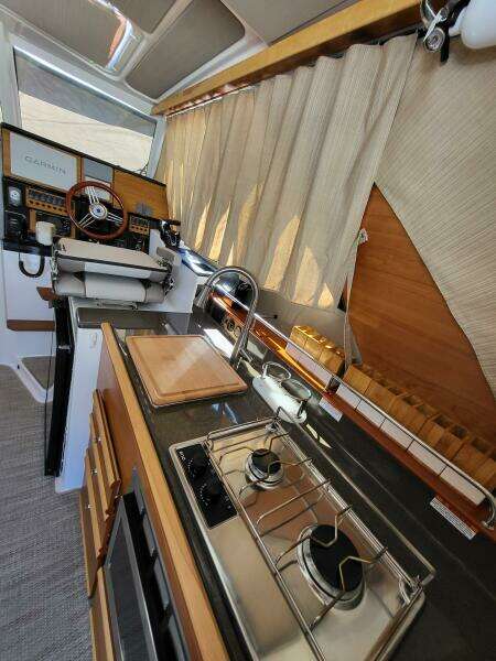 28ft Cutwater Yacht For Sale