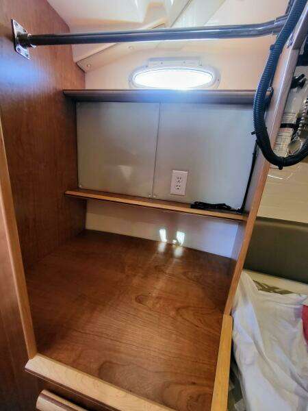 28ft Cutwater Yacht For Sale