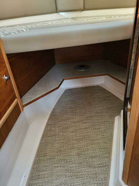 28ft Cutwater Yacht For Sale