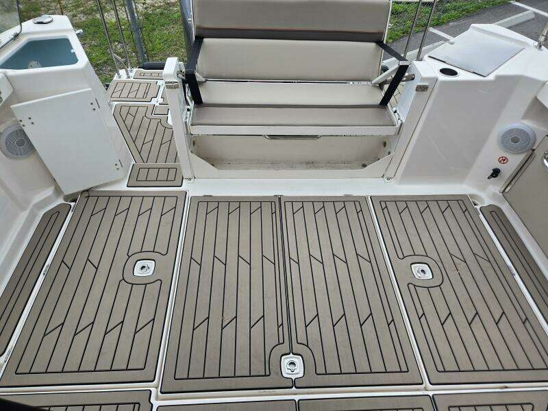 28ft Cutwater Yacht For Sale